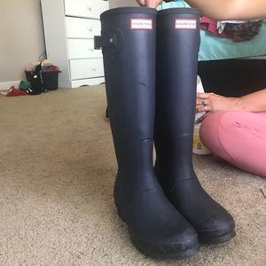 Size 9 Hunter Boots